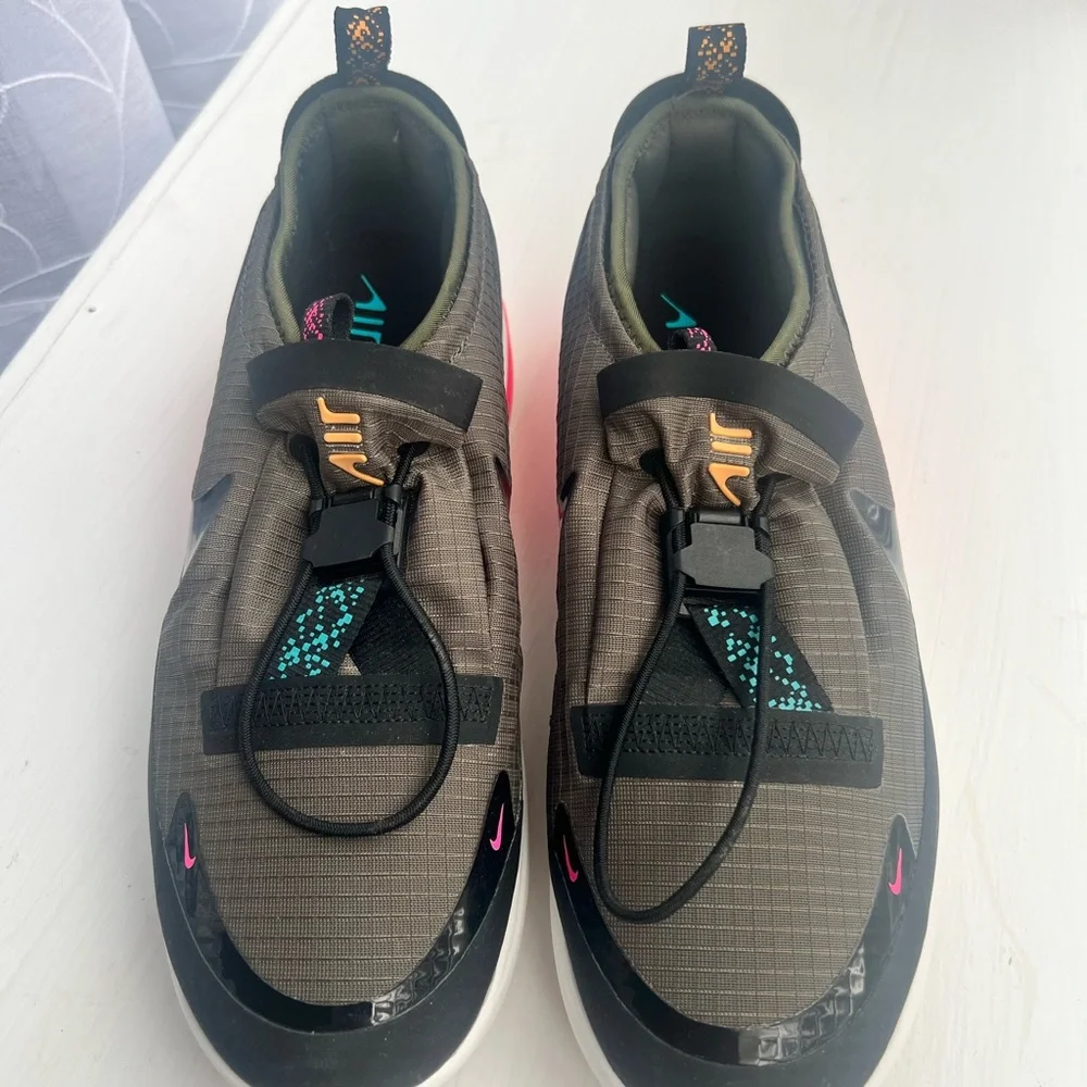 NIKE AIR MAX - Picture 3 of 6